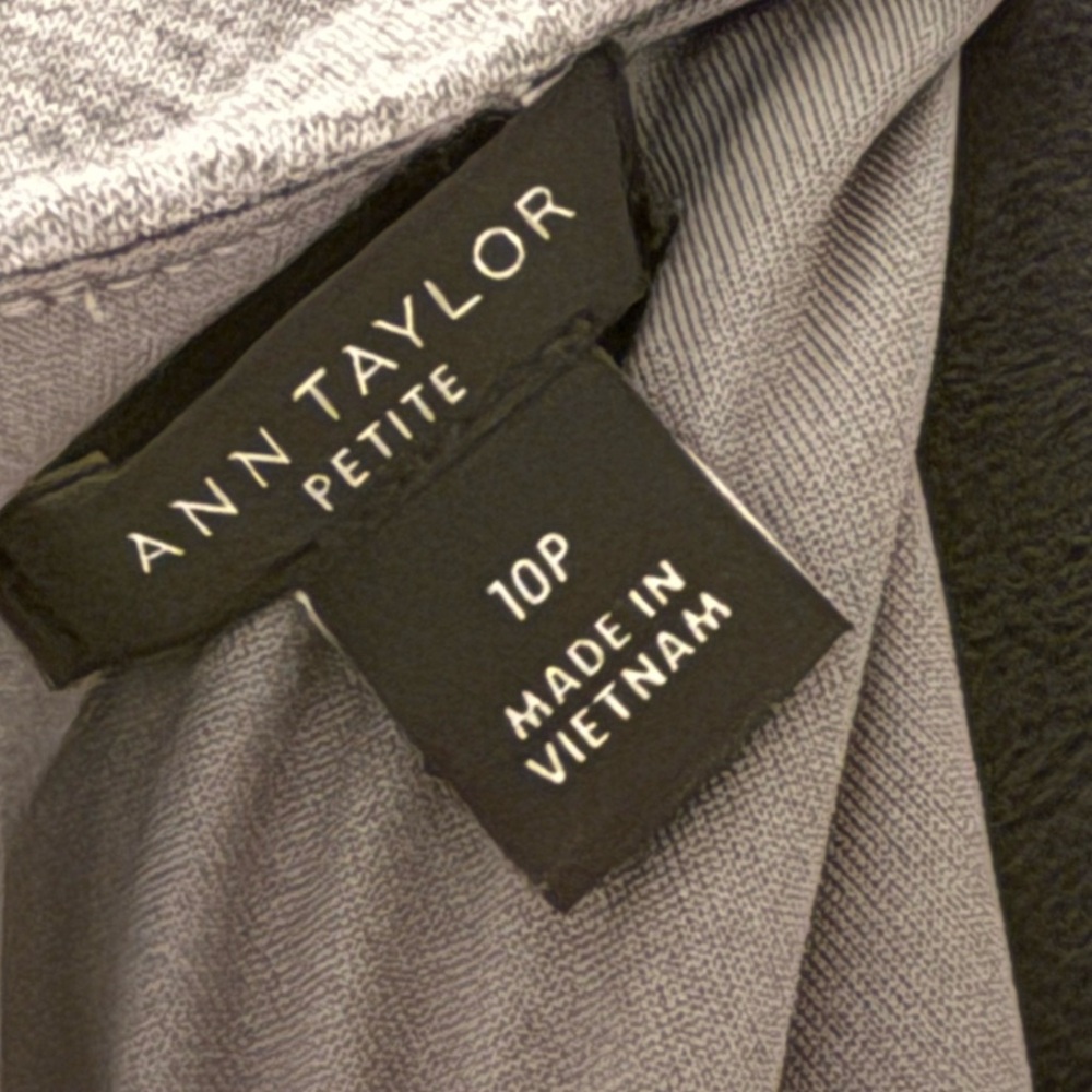 Ann Taylor | Mock Neck Blouson Dress | Size 10P - Picture 5 of 8
